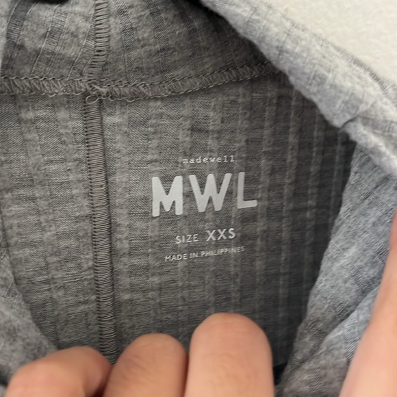 MWL Brushed Rib Long-Sleeve Turtleneck Top - Picture 3 of 5